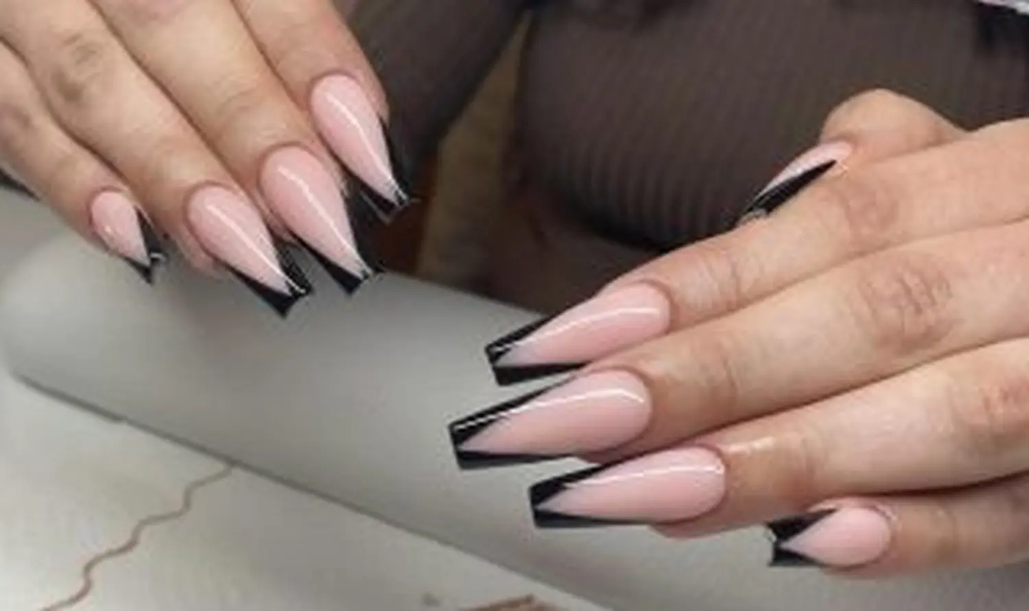 Bee Beauty – Nagelstudio – Nailart