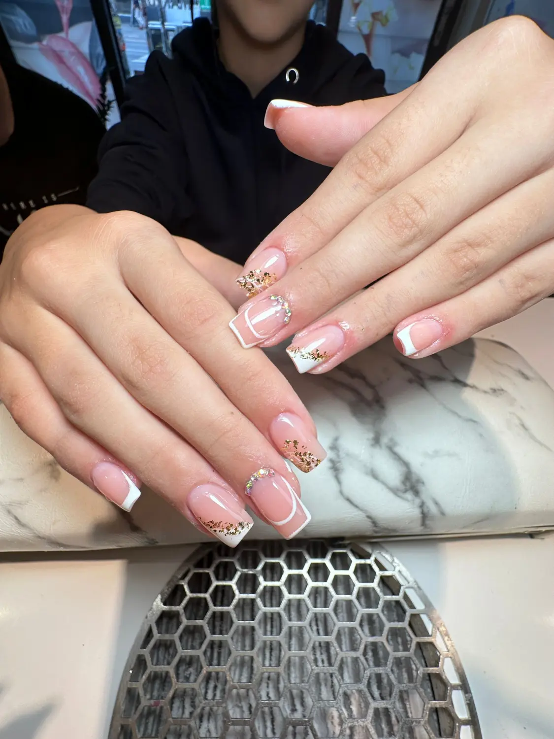Bee Beauty – Nagelstudio – Nailart