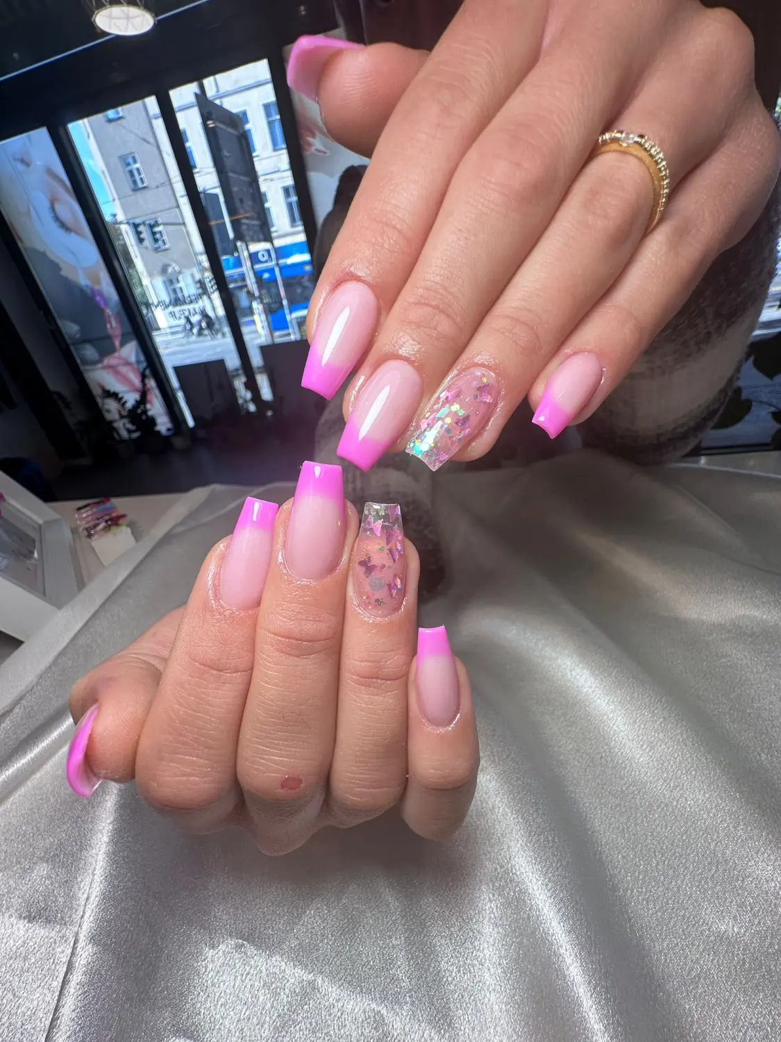 Bee Beauty – Nagelstudio – Nailart