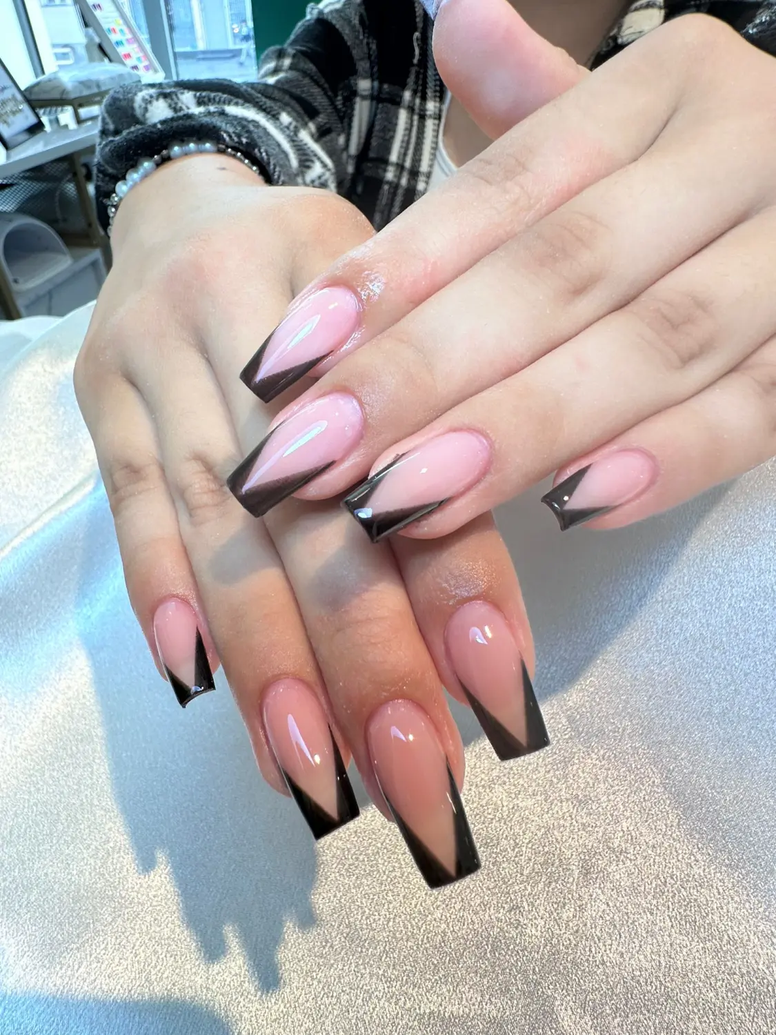Bee Beauty – Nagelstudio – Nailart